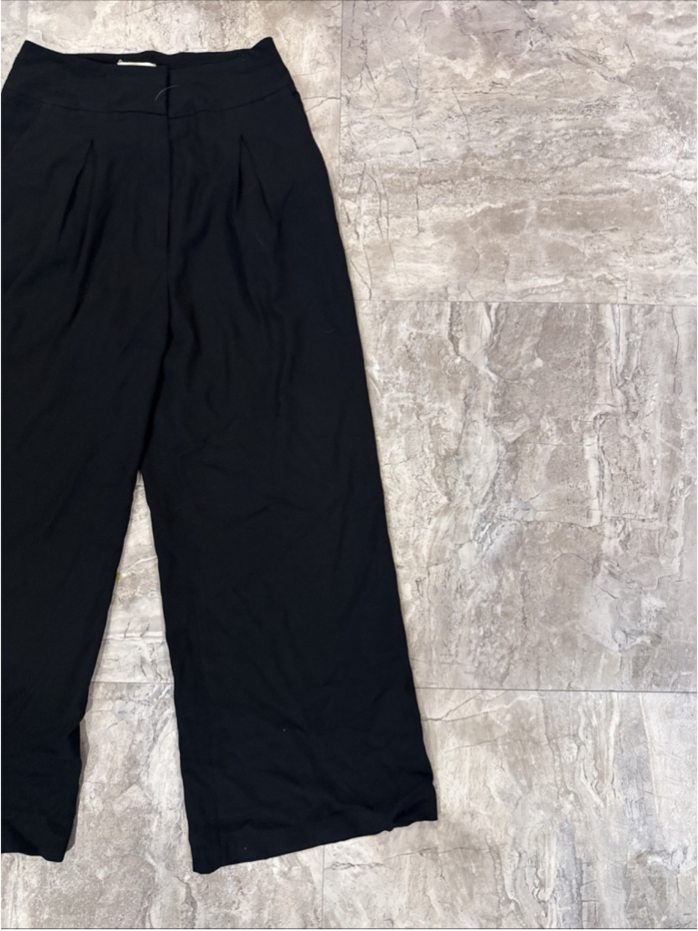 L'AGENCE Wide Leg Pants Womens Black Pintuck Pleat Trouser Sz 2